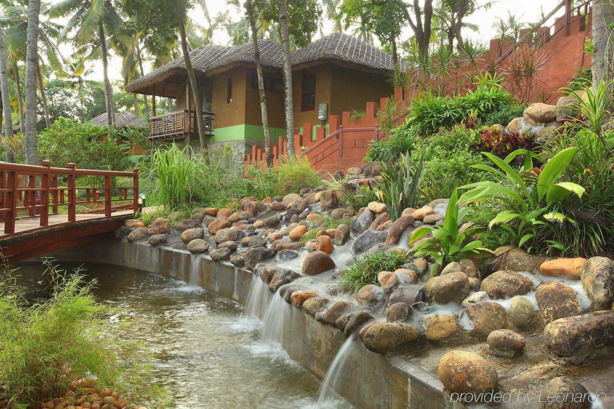 Fragrant Nature Backwater Resort & Ayurveda Spa Kollam Exterior foto